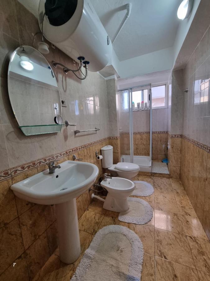 Solaris Guest House Shkodër Екстериор снимка
