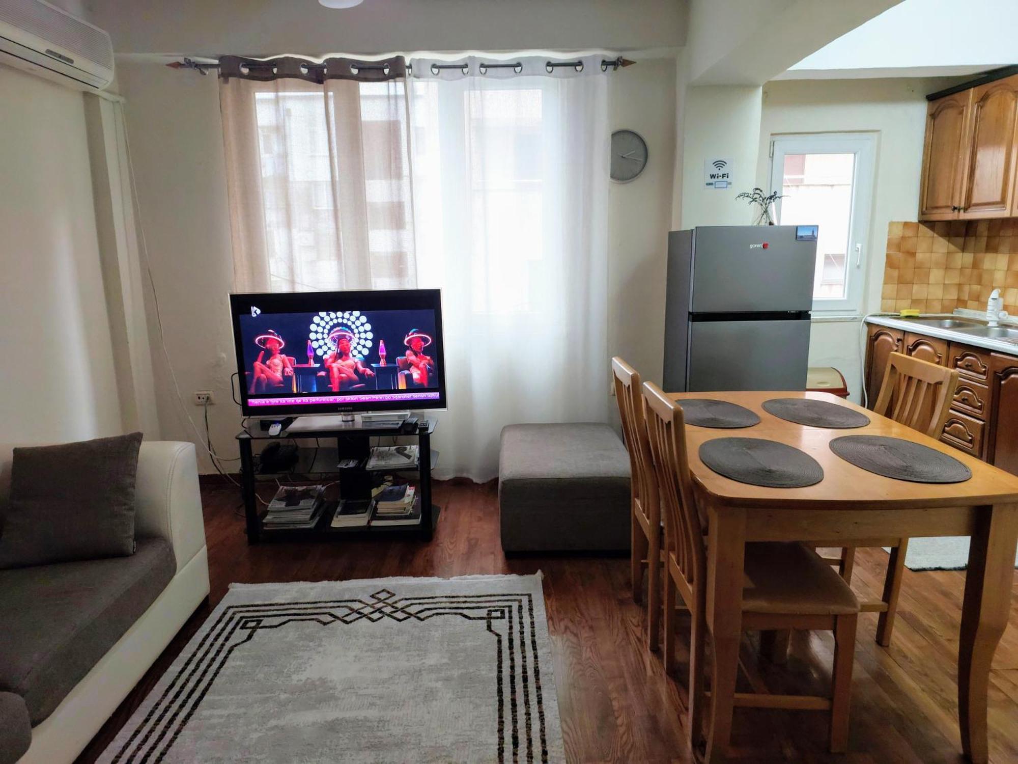Solaris Guest House Shkodër Екстериор снимка